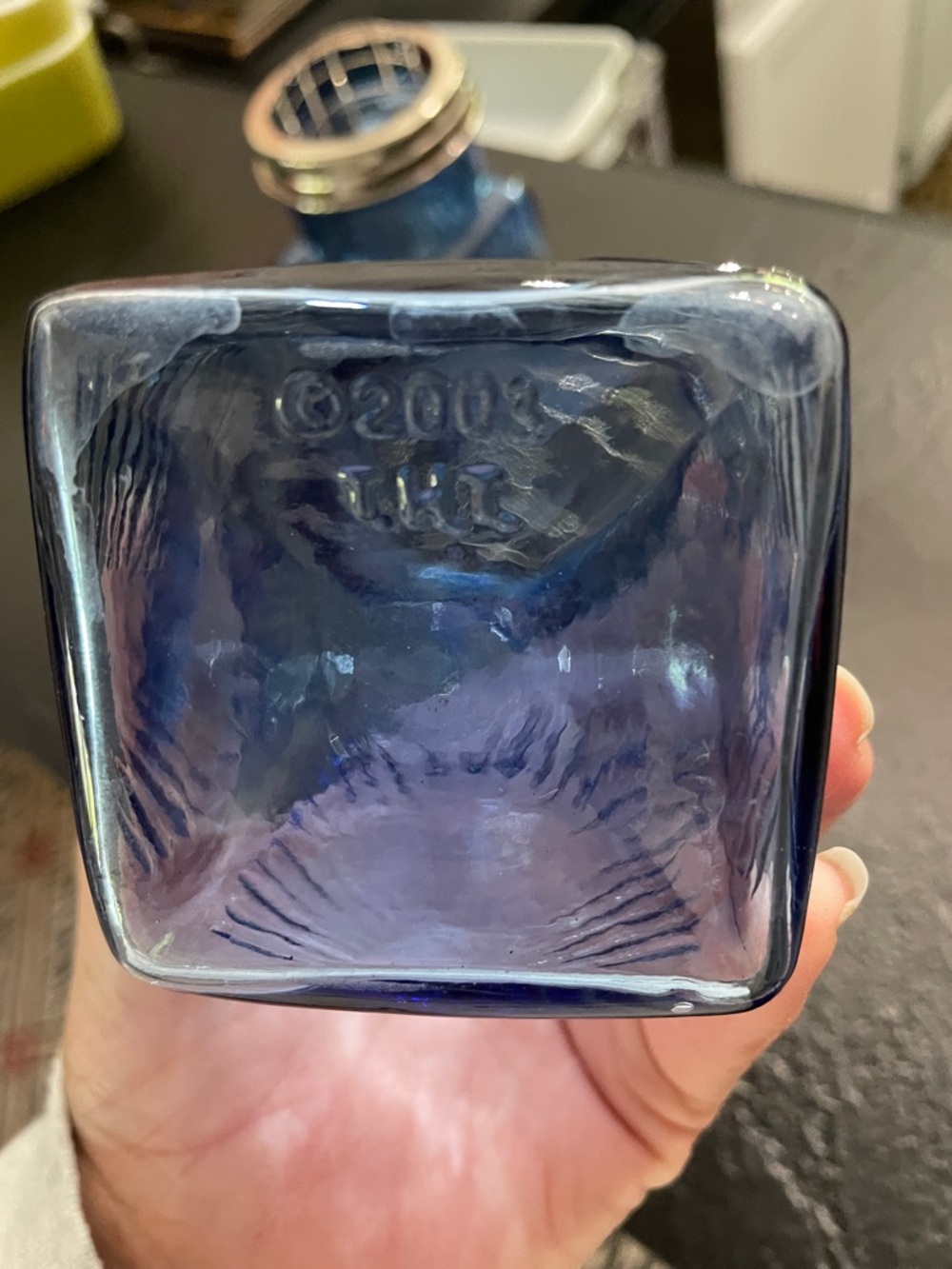 Blue Glass Flower Frog Bud Vases with Silver-Tone Lattice Tops Pretty decor - Picture 6 of 8